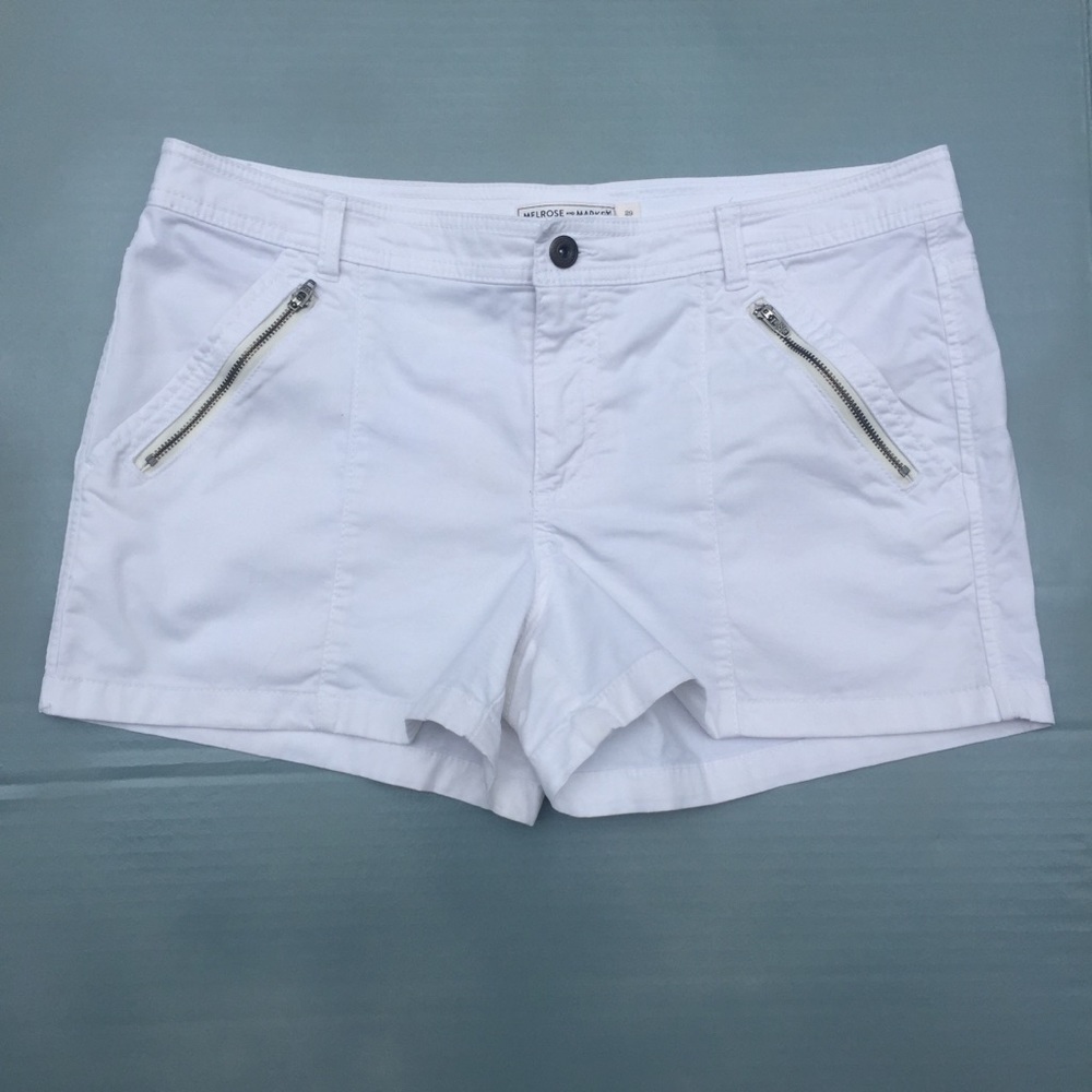 Melrose and Market zipper pocket WHITE SHORTS